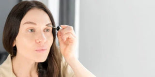 Clean Brow Gel Techniques That Keep Your Eyebrows Defined While Maintaining a Light, Airy Finish