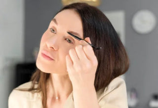 60-Second Brow Tweaks That Instantly Add Definition While Keeping Your Arches Soft and Effortless