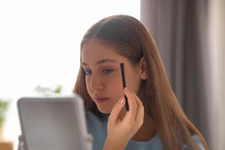 How to Create Soft Feathered Brows at Home