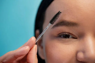Brow Gel vs Clear Mascara What Works Better for Brow Hold