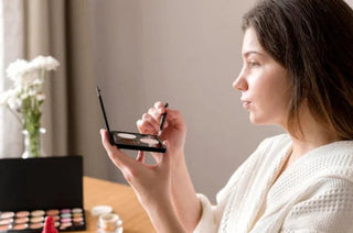 How to Select Brow Products for a Minimalist Makeup Routine